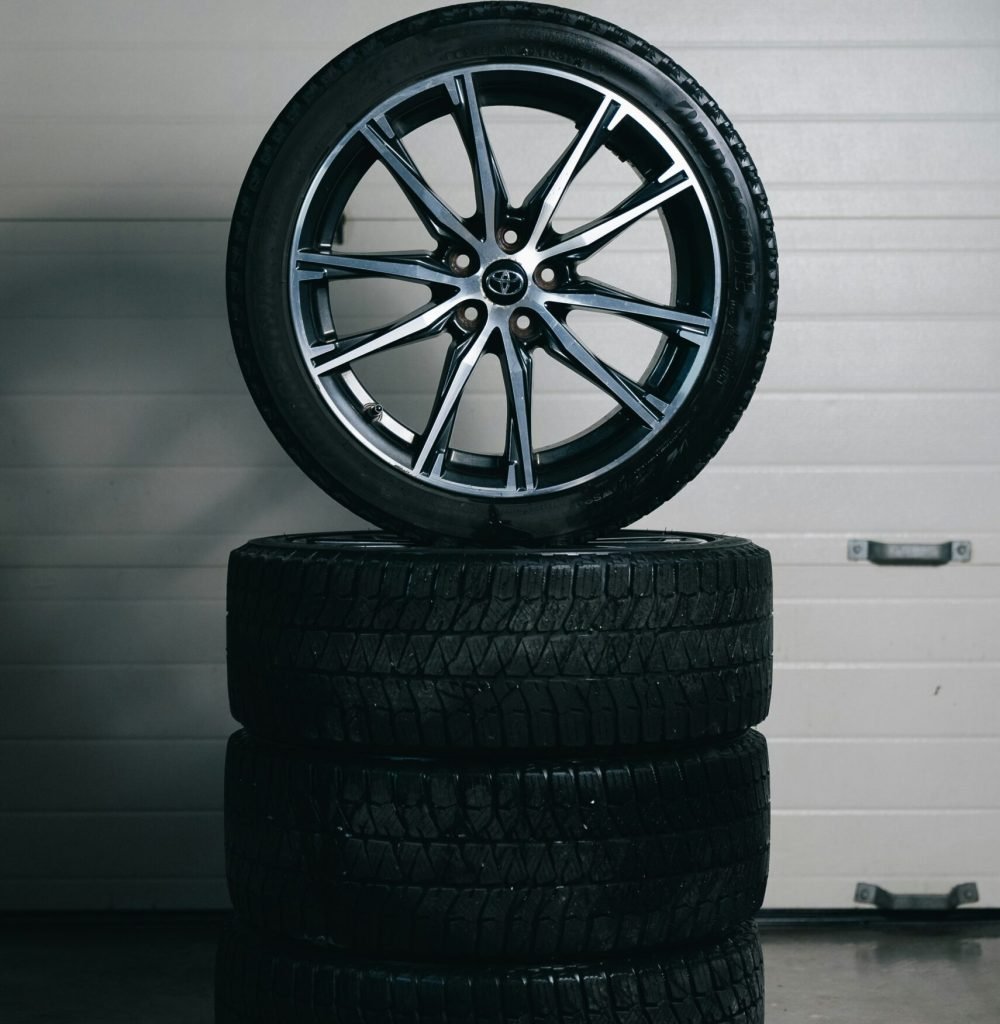 erik-mclean-Y_251QYX55Y-unsplash